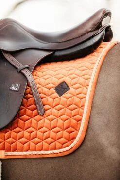 Kentucky Velvet Jump Saddle Pad Orange 10 Kentucky Velvet Jump Saddle Pad Orange -Equestrian Supplies 29189b3275bcb0c34959fe806aa99146662d28f11df2af9e84c52fe44afa897e