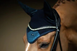Equestrian Stockholm Ear Bonnet Blue Meadow Glimmer -Equestrian Supplies 444blue meadow ear net huva fliegenhaube oornetje on1 1