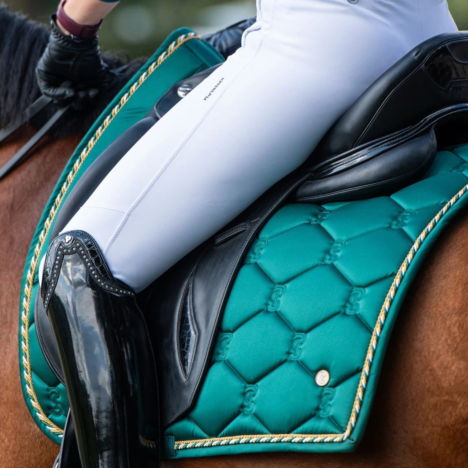 PS Of Sweden Signature Dressage Saddle Pad Jade 3 PS Of Sweden Signature Dressage Saddle Pad Jade