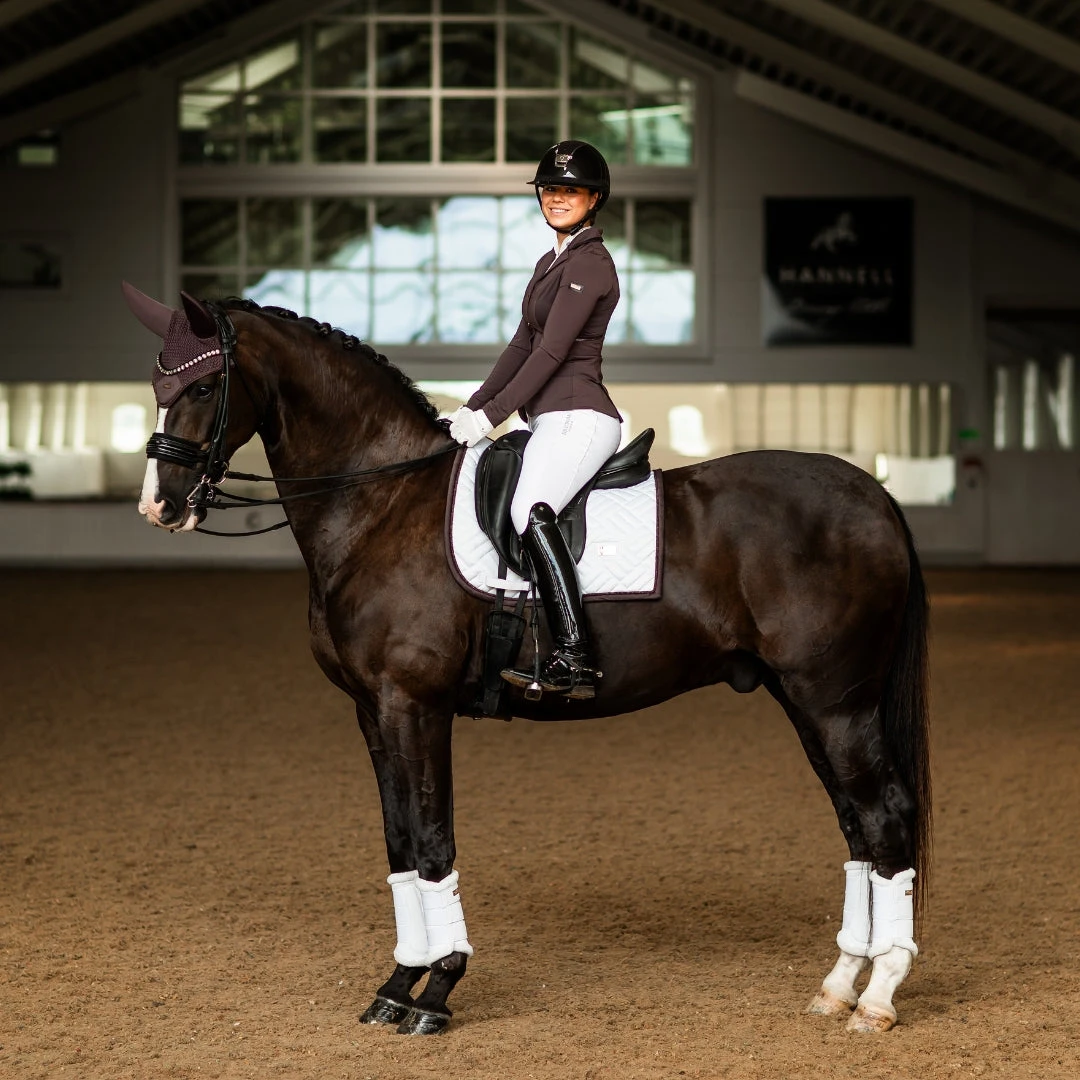 Equestrian Stockholm Modern Dressage Saddle Pad White Moonless Night 6 Equestrian Stockholm Modern Dressage Saddle Pad White Moonless Night - Image 4