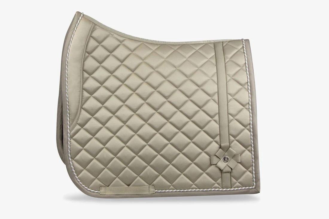 PS Of Sweden Diamond Bow Dressage Saddle Pad Sand 3 PS Of Sweden Diamond Bow Dressage Saddle Pad Sand