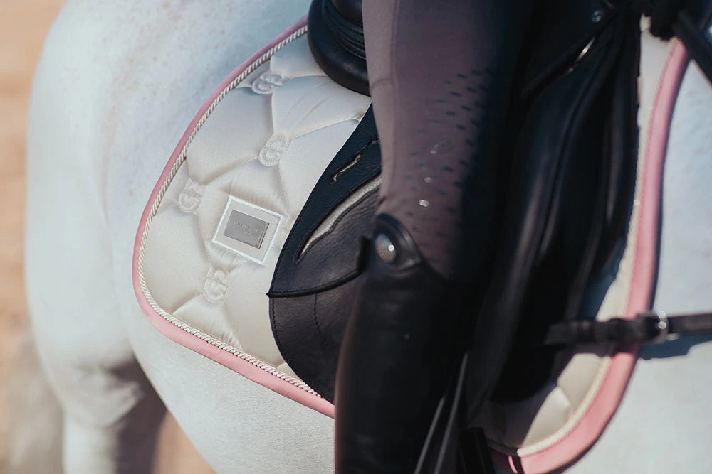Equestrian Stockholm Jump Saddle Pad Desert Rose 4 Equestrian Stockholm Jump Saddle Pad Desert Rose - Image 2