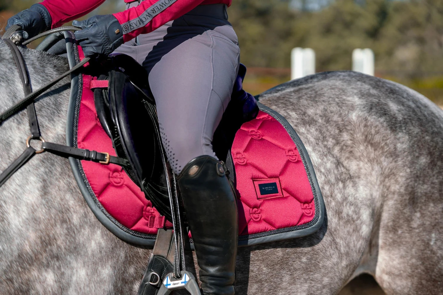 Equestrian Stockholm Jump Saddle Pad Wild Rose 4 Equestrian Stockholm Jump Saddle Pad Wild Rose - Image 2