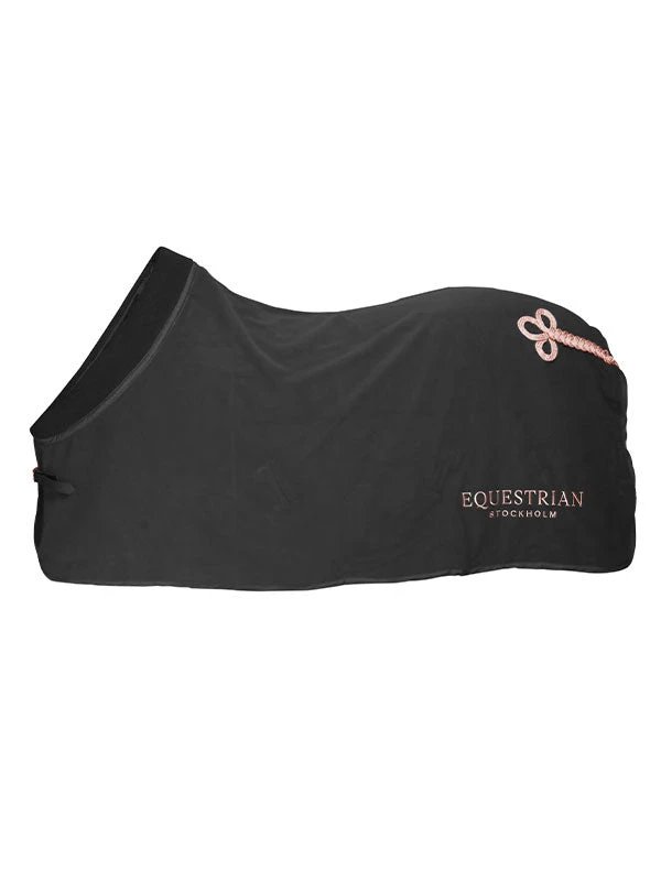 Equestrian Stockholm Fleece Rug Dark Sky 5 Equestrian Stockholm Fleece Rug Dark Sky - Image 3
