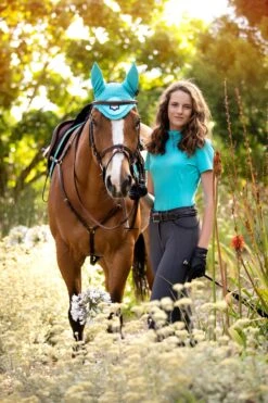 LeMieux Short Sleeve Base Layer Azure 7 LeMieux Short Sleeve Base Layer Azure -Equestrian Supplies tracyrobertson lemiuex2021 069
